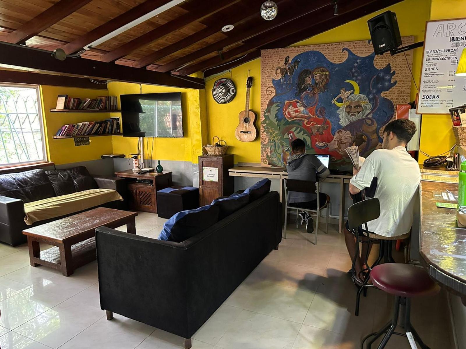 Arcadia Hostel Μεντεγίν Εξωτερικό φωτογραφία